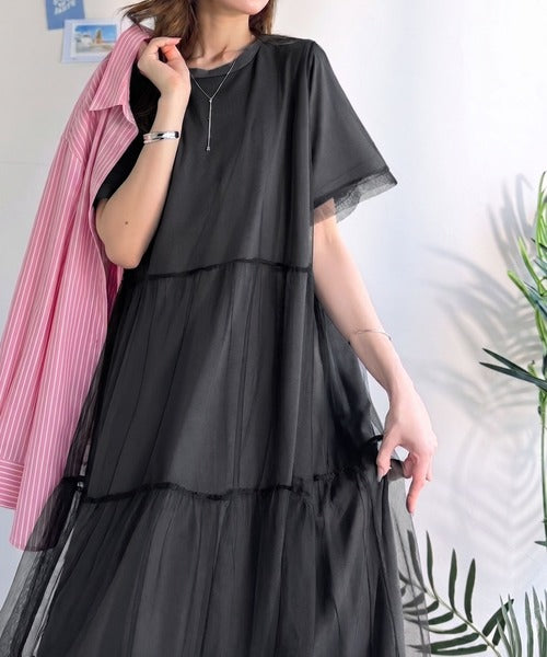SNIDEL チュールティアードロングワンピース ブラック　0サイズ 甘さは、ふわっと纏うくらいが今っぽい。チュールドッキングティアード