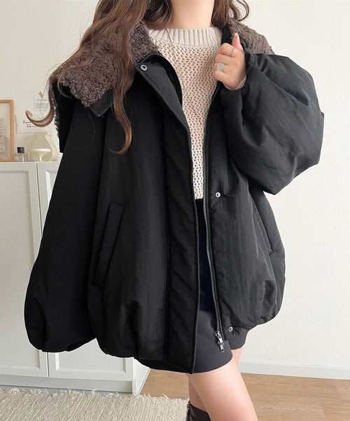 A VACATION バルーンシルエット ジャケット ブラック JaVaジャバコラボ》セーラー風カラーがあざとい。中綿バルーン