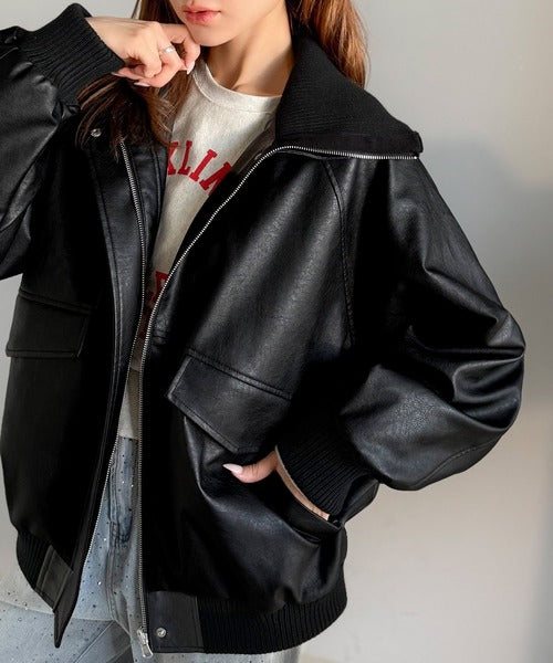 美品ブラックレザーVネックジャケット　36 JaVa ジャバコラボ》さっと羽織って、センスをまとう。レイヤード衿