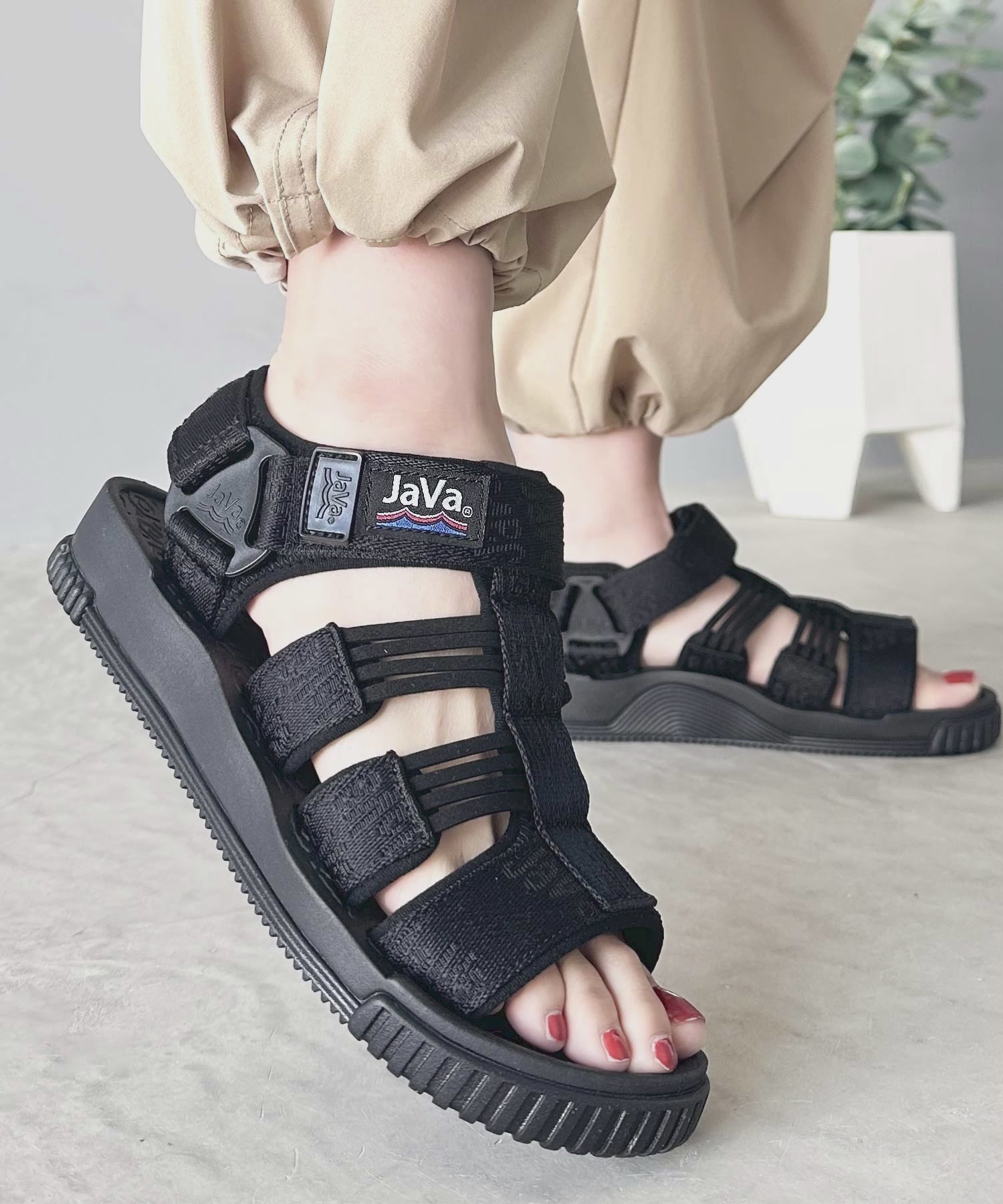 78c07e7b9aba48e7a1c0c1c66c18e8