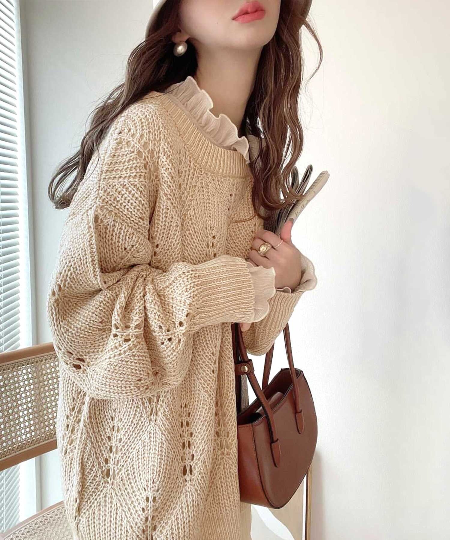 ミックスカラー糸を楽しむ。ダイヤ柄透かし編みニット