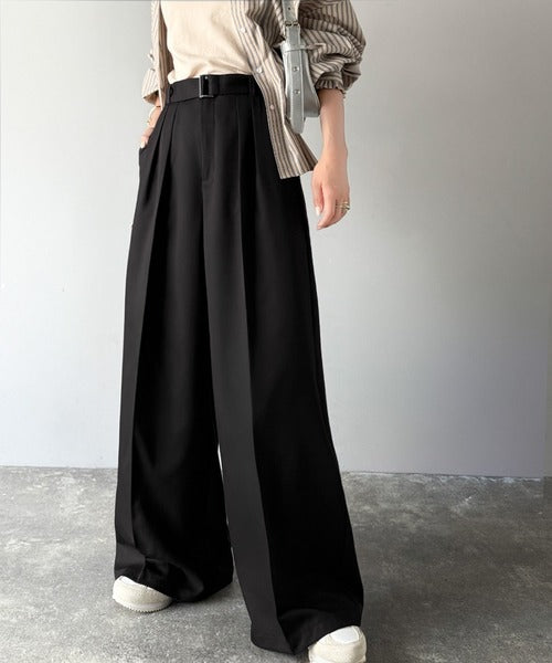 Kudos 21ss ベルト　ウールスラックス　ベルボトム　イージースラックス 美脚も、こなれ感も！一本で叶う♪大人のワイドパンツ。ベルテッド