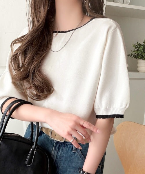 甘さはそっと、さりげなく。前後2wayスカラップVネックプルオーバー