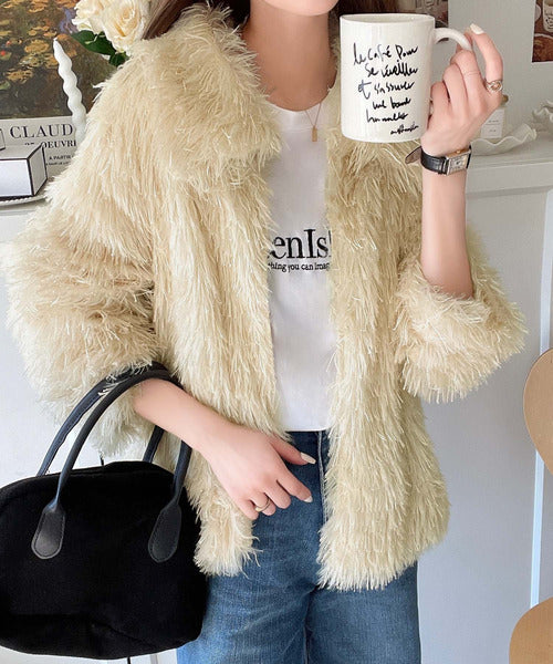 トレンド先取り！暖かふわふわフェザー素材ラメシャギービッグカラー