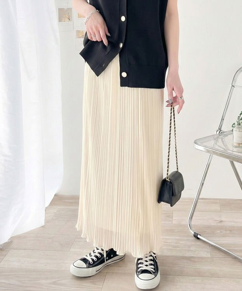 感度の高いスタイリングが叶う優秀item。ランダムプリーツ裾メロウ