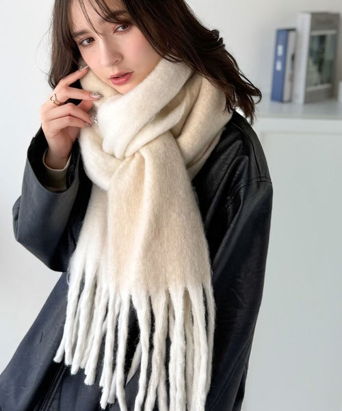 顔まわりに華やぎをプラス♪ バイカラー起毛マフラー ce1020312