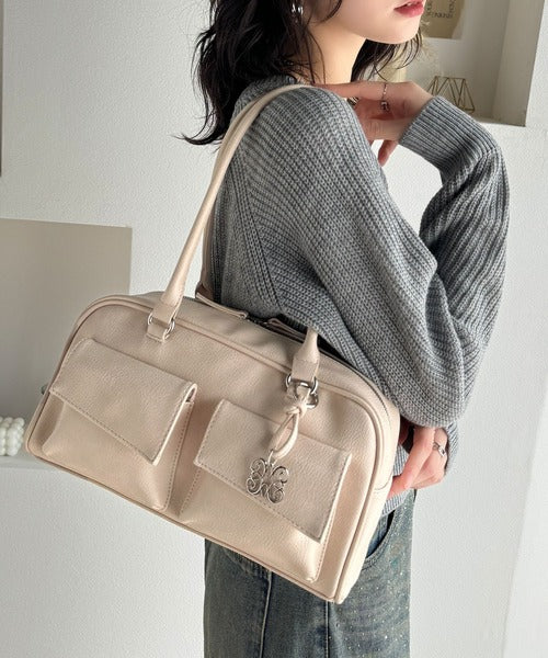 mily bilet】今季マストなトレンドバッグ。チャーム付きショルダー 