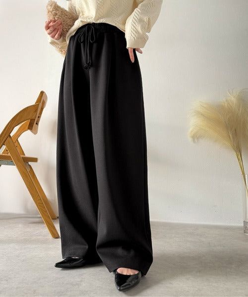 JaVa ジャバコラボ》大人の余白をまとうワイドスウェット