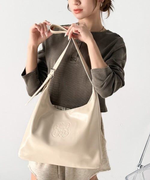 BRUNT MIFA TRINTY タンカラー mily bilet】機能性抜群！ロゴ型押しエナメルフェイクレザー