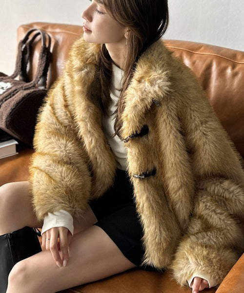 mily bilet】秋冬モードを盛り上げる素材感♪上品さと華やかさを纏う