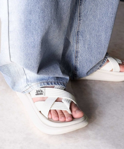 Javaジャバコラボ》 フラットベルクロスポーツサンダル ストラップあり