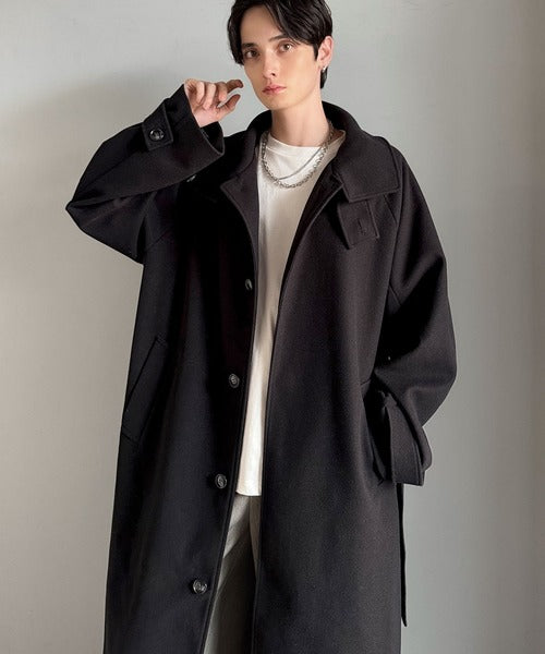 魅せ方、自由自在。襟2way比翼仕立てニットメルトンスタンドステン