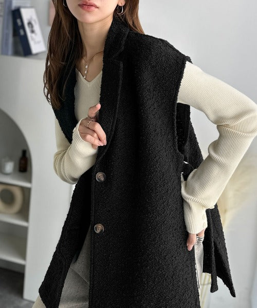 美品　S.E.H KELLY ウールジレベスト　チャコールグレー　サイズS シンプルで洗練された大人の雰囲気を演出。サイドベルトブークレ
