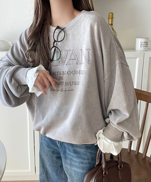 レトロデザインに釘付け！ピグメント加工刺繍ロゴ裏毛オーバーサイズ