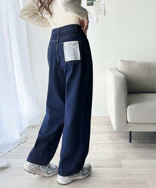 mily bilet】後ろ姿に一目惚れ。フラッシャー付きセンタータック