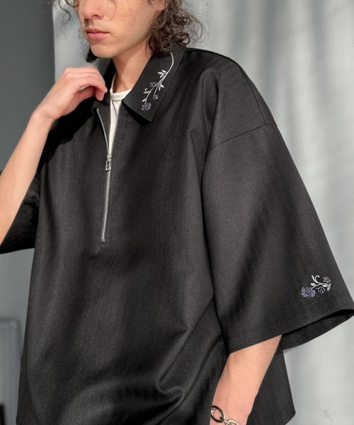 高見え確定。」刺繍デザインジップシャツ／Embroidered Design Zip