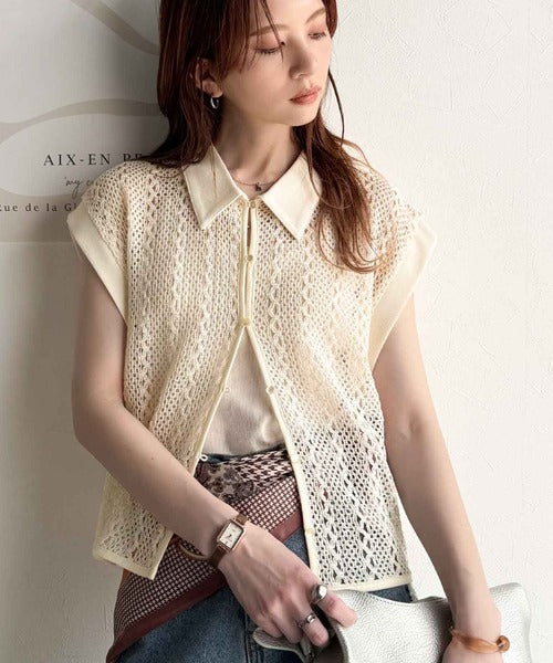品の良さ漂う、大人カジュアル。クロシェ風レース素材衿付きフレンチ
