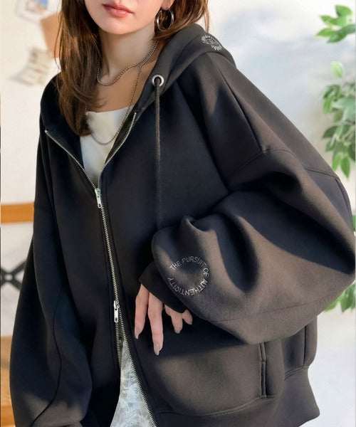 悩まずお洒落、着るだけでサマになる。クロップドワイドダンボール切替