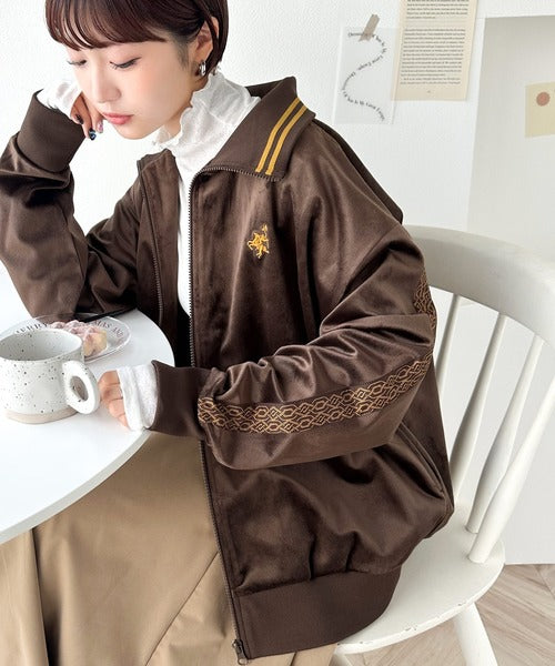 大人の旬スタイル！胸刺繍ベロアトラックジャケット ce1260042