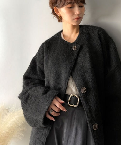 リラックス感漂うゆったり大人シルエット。ムードをまとう。ミックス