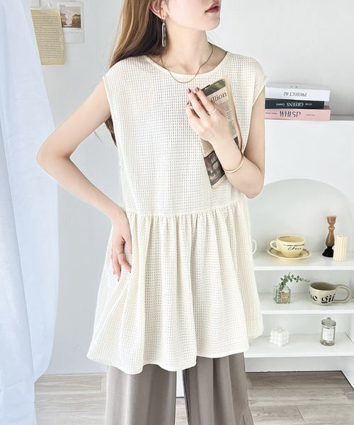 未使用近いクリーム2wayフード付Grace Classフォックス毛皮ジレ 未使用近いクリーム2wayフード付Grace Classフォックス毛皮ジレ