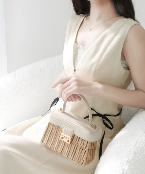 mily bilet】品よくフェミニンに決まる。リネンライクサイドリボン