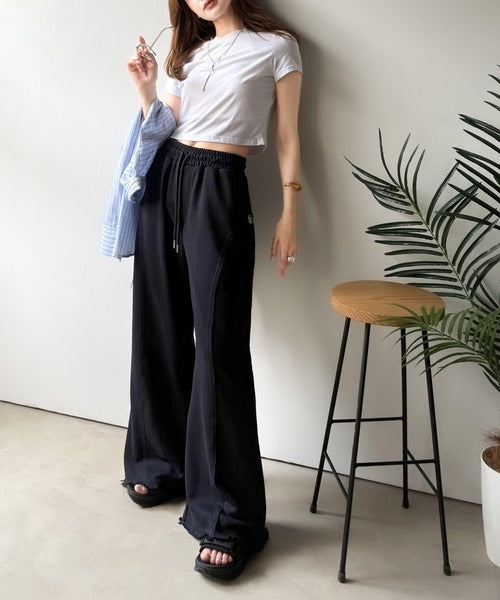 JaVaジャバコラボ》ディティールで差が付く。裾クラッシュ裏毛美脚