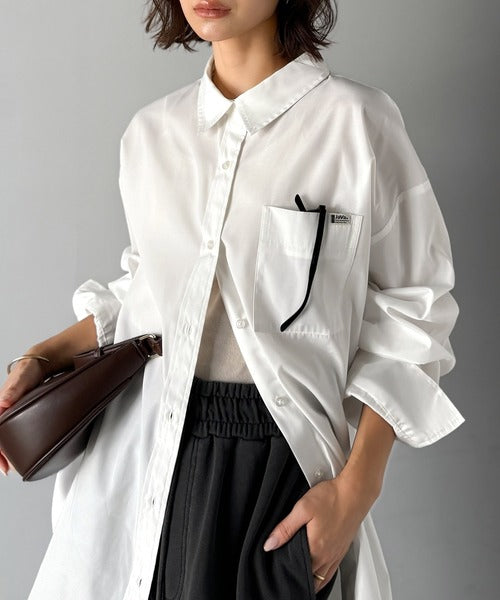 JaVa ジャバコラボ》こなれ感を引き寄せる。胸ポケットつきサイド