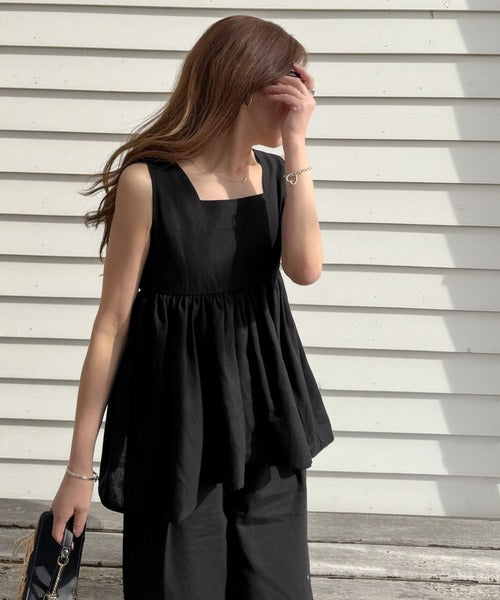 美品✨LUDLOW　ペプラムベアトップ　バックリボン　黒　サイズ1 AYA×クラシカルエルフコラボ》洗練された背中で魅せる大人リボンの