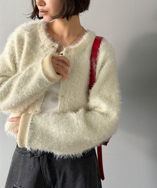 ふんわりとした優しい風合いが魅力的。前後2wayWフェイスフェザー