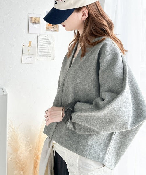 大人の魅力漂う美シルエット。 コクーンシルエット圧縮ニットトップス