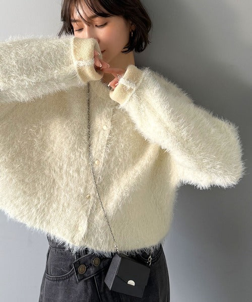 ふんわりとした優しい風合いが魅力的。前後2wayWフェイスフェザー