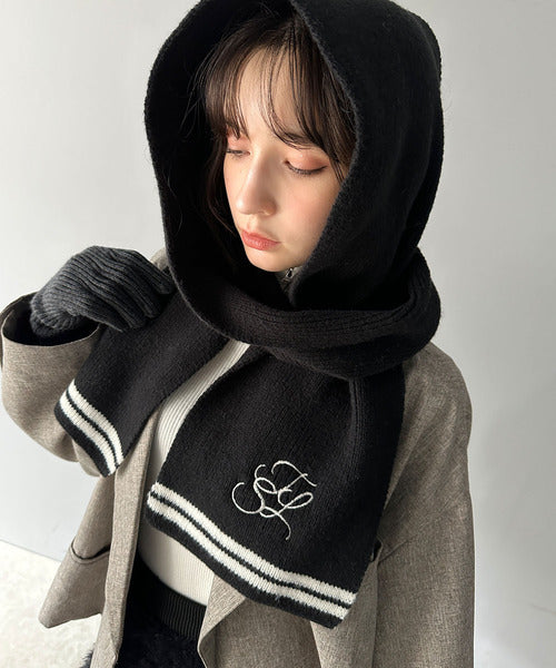 柔らか暖か。上品なロゴ刺繍入りラインニットマフラー（ストール