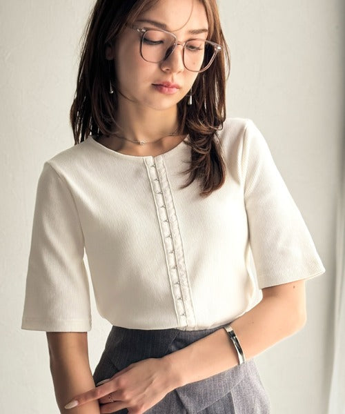 大人の抜け感カジュアル。綿100％前後2way5分袖フロントホック