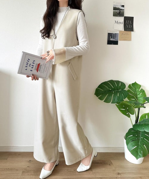 1枚でキマる私スタイル。フラップポケットVネックサロペット ce1265017