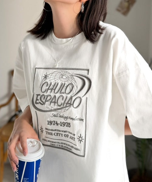 JaVaジャバコラボ》シンプル派にも推したい！綿100％グラフィック刺繍T