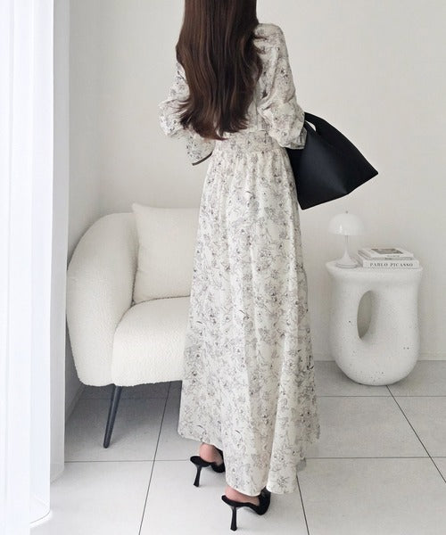 mily bilet】着るだけで華やぐ、大人可愛い花柄ワンピース。キャンディ