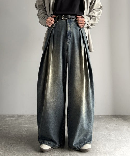 ヴィンテージ加工3タックワイドバルーンデニムパンツ／Vintage-Washed