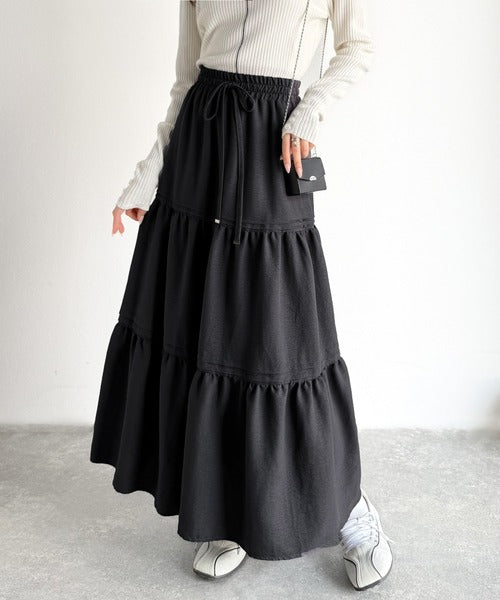 ラクして華やぐ主役級。ガーデンコア3段ティアードスカート（ロング丈