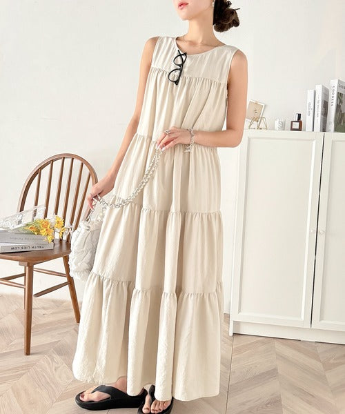 洗練された大人フェミニン。 前後2WAY4段ティアードワンピース（ロング