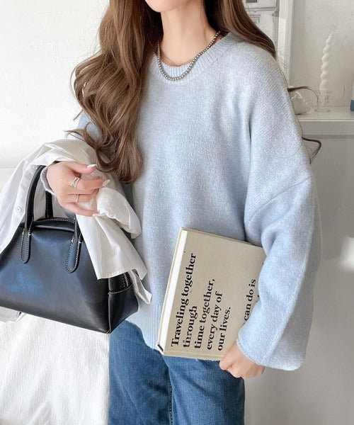 ゆったりふわもちの癒しアイテム。コクーンシルエットミックスニット