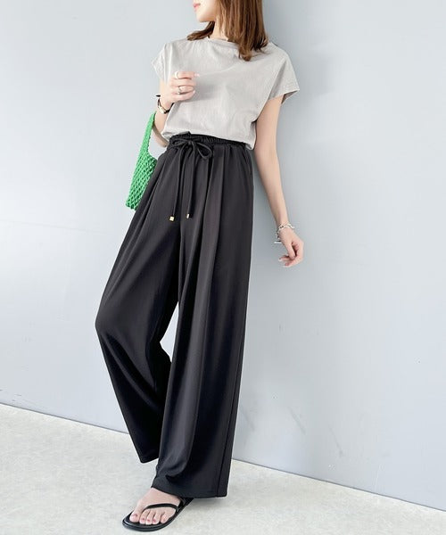 ルックスも機能性も優秀♪ギャザーワイドストレートイージーパンツ