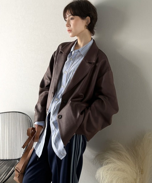 Classical Evon】羽織るだけで上品ハンサム。レザー風加工スエード袖