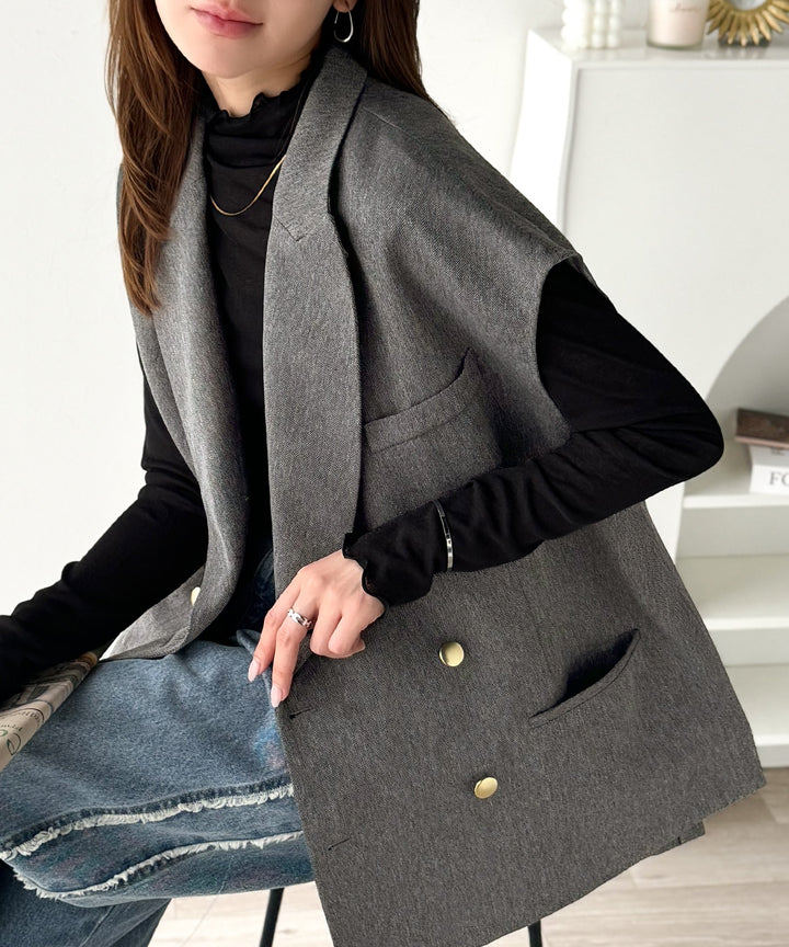 大人のテーラードジレ。サイドスリットオーバーサイズダブルベスト