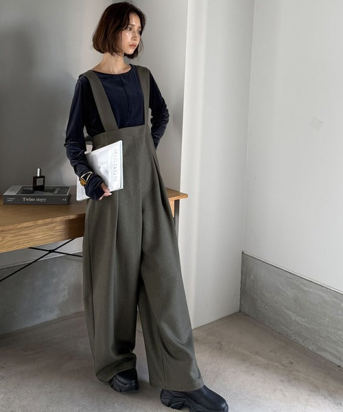 esmok サロペット　パンツ 楽にシルエット美人。ワンタックワイドシルエットサロペットパンツ