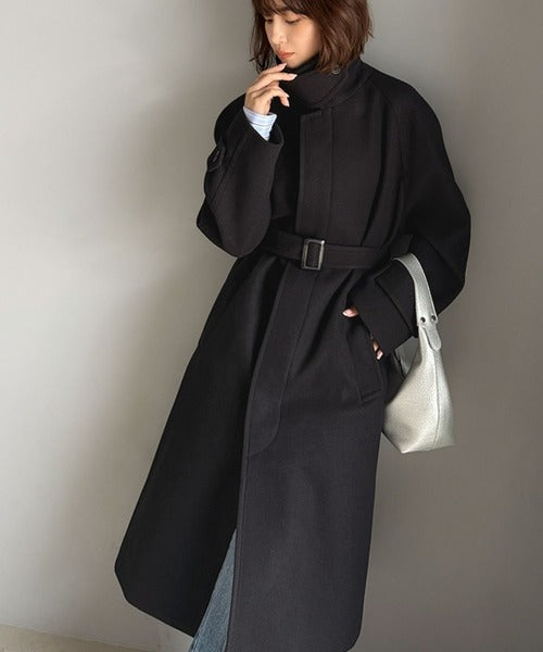 大人の魅力を引き立てる、上品な一着。ベルト付き比翼メルトンコート