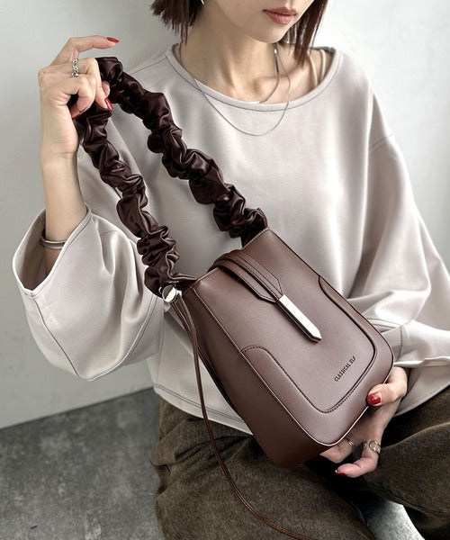 ドロースハンドルフェイクレザーフラップハンドル2Wayショルダー