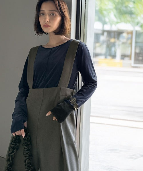 楽にシルエット美人。ワンタックワイドシルエットサロペットパンツ