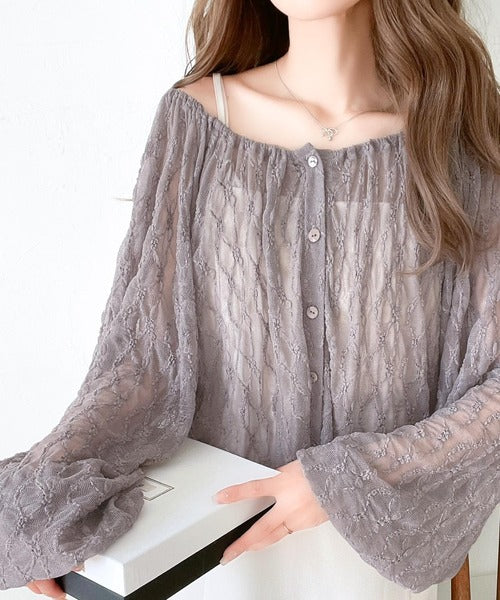 華やか大人ガーリートップス。マルチwayストレッチレースカーディガン