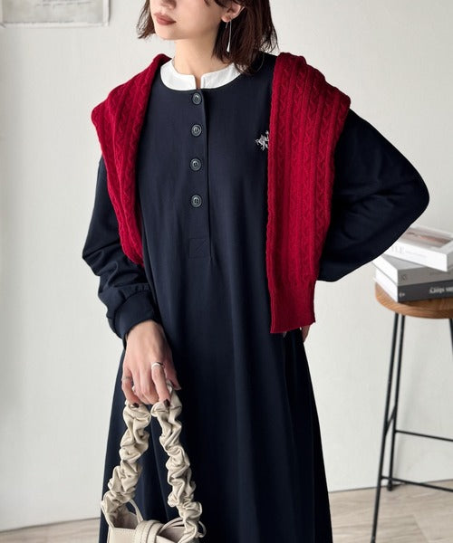 大人リラクシーで抜け感を。胸刺繍配色デザインヘンリーネックロング